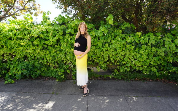 Dressing while Expecting: One Skirt, Three Ways